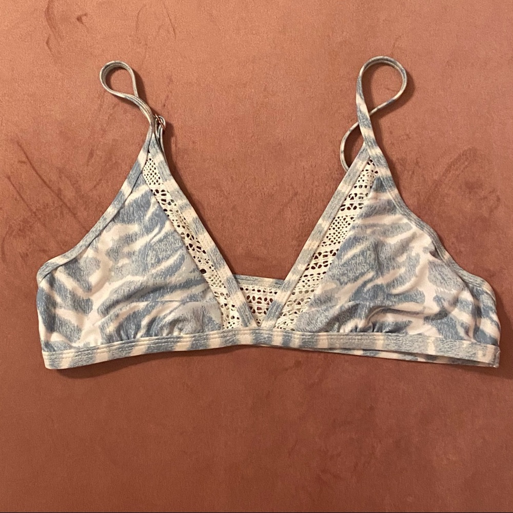 Somedays lovin bikini top